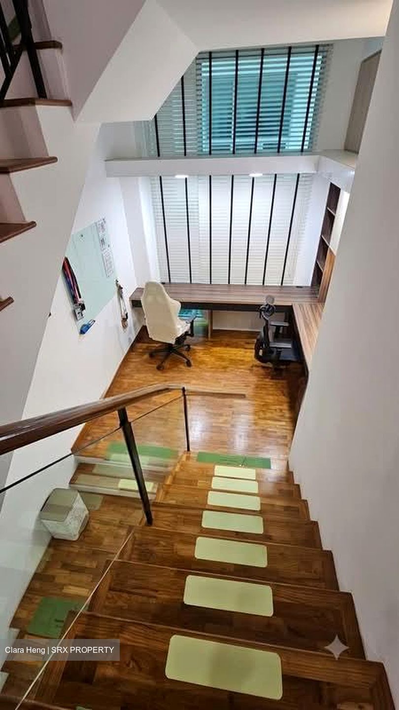 Springhill (D27), Terrace #587070981
